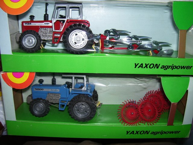 Yaxon_Trattori